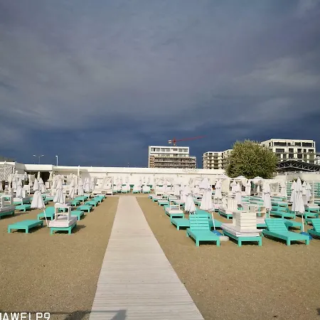 Luxury 42 De Silva * Mamaia