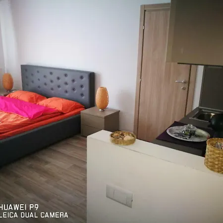 Luxury 42 De Silva