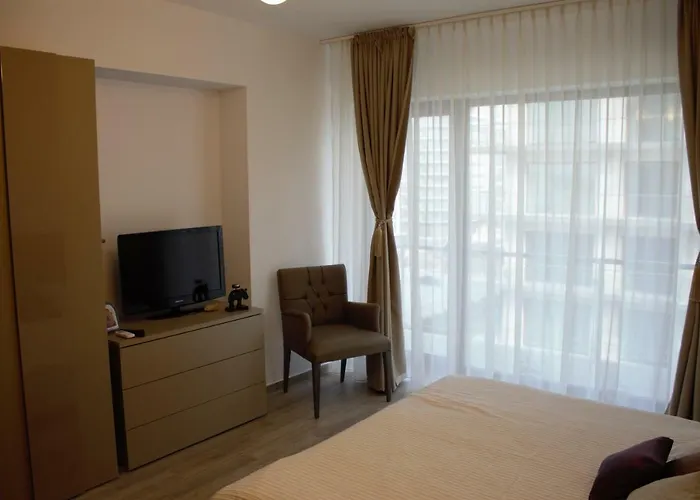 Luxury 42 De Silva Апартаменты